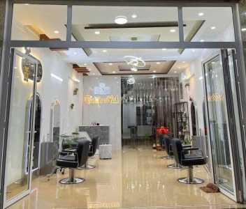 E cần sang salon 65tr full đồ tại  84 Hoàng Hoa Thám, Buôn Ma Thuột, Daklak  