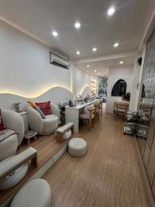 SANG TIỆM NAIL GỘI MỚI KENG,CAM KẾT KHÔNG CẦN SỬA SANG VÀO LÀM NGAY