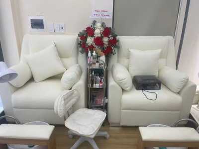Sang tiệm nail-mi-gội trong tháng 7