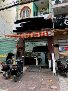 Cần sang quán vị trí đẹp sầm uất tại 292 Nguyễn Gia Trí, Bình Thạnh 1