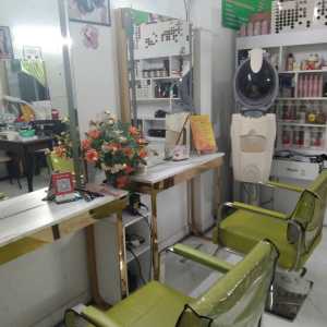 cần sang nhượng gấp tiệm Tóc - Nail - Gội ở Hiệp Thành 43 Quận 12