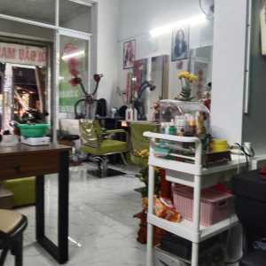 cần sang nhượng gấp tiệm Tóc - Nail - Gội ở Hiệp Thành 43 Quận 12