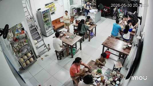 DO CÓ VIỆC GẤP CẦN SANG .....