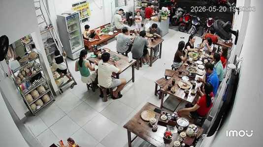 DO CÓ VIỆC GẤP CẦN SANG .....