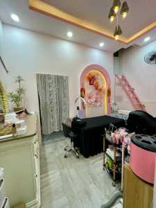 CẦN SANG TIỆM NAIL + NỐI MI.             