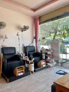 CẦN SANG TIỆM NAIL + NỐI MI.             