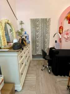 CẦN SANG TIỆM NAIL + NỐI MI.             