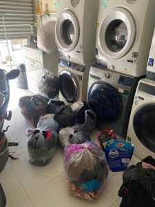 Cần sang tiệm Giặt Sấy Lấy Ngay tại Đường D6N4 KDC Thuận Giao Bình Dương