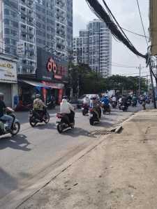sang nhượng quán bánh canh cá lóc  vào bán ngay