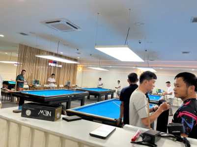 CẦN SANG CLB BIDA TẠI 89 TÂN THÀNH TÂN PHÚ HCM.