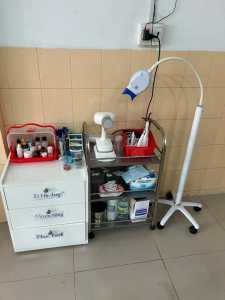 Cần thanh lý phòng khám 2 ghế 