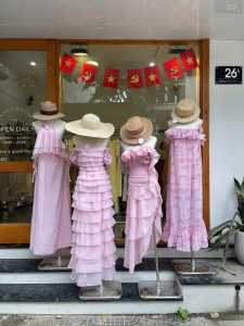 SANG NHƯỢNG TIỆM CHO THUÊ VÁY/STUDIO 3 TẦNG