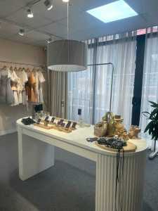PASS LẠI MỘT SHOP THỜI TRANG “CÓ GU” Ở TÂY SƠN