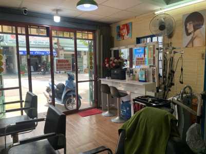 cần sang tiệm tóc ( khu vực KCN Mỹ Phước 1