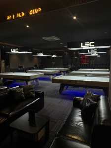 SANG NHƯỢNG CLB BILLIARDS TÂN PHÚ TP.HCM.