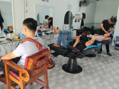 CẦN SANG NHƯỢNG TIỆM TÓC NAM MÁY LẠNH GIÁ SANG CHỈ 2X TRIỆU