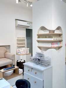 SANG NHANH 90TR TIỆM NAIL TRUNG TÂM QUẬN PHÚ NHUẬN 