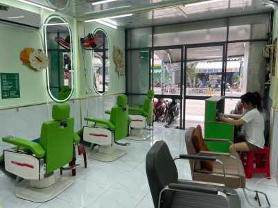cần sang salon tóc nam giá rẻ decor đẹp1