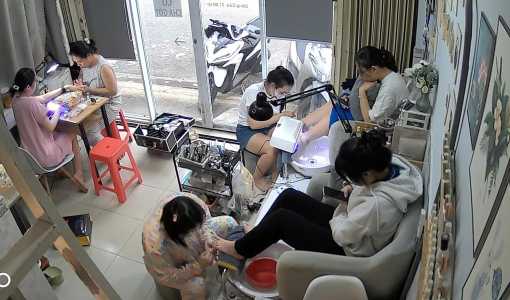 Mình cần sang Tiệm Nail tại Tân Phú