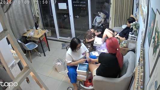 Mình cần sang Tiệm Nail tại Tân Phú