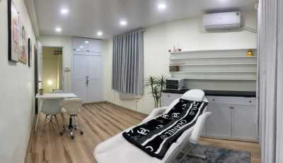 Cần sang Tiệm Nail ở Lê Văn Sỹ , Phú Nhuận- khu dân cư đông đúc