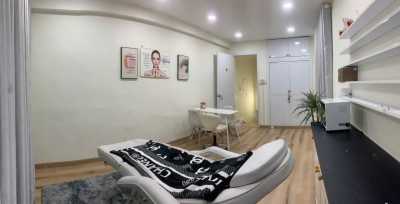 Cần sang Tiệm Nail ở Lê Văn Sỹ , Phú Nhuận- khu dân cư đông đúc