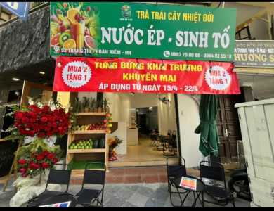 SANG NHƯỢNG CỬA HÀNG SINH TỐ - NƯỚC ÉP TẠI MẶT PHỐ TRÀNG THI - HOÀN KIẾM - HÀ