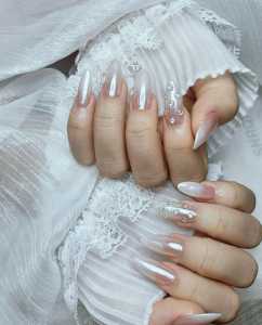 Sang tiệm quận tân phú....