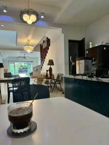 cần sang nhượng lại mặt bằng tầng trệt kinh doanh cafe ở Bình Tân