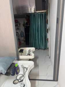 Sang tiệm hớt tóc nam quận Tân Phú