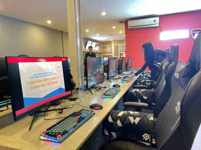 CẦN SANG NHƯỢNG QUÁN CƠM VĂN PHÒNG VỊ TRÍ ĐẸP TIỀM NĂNG 