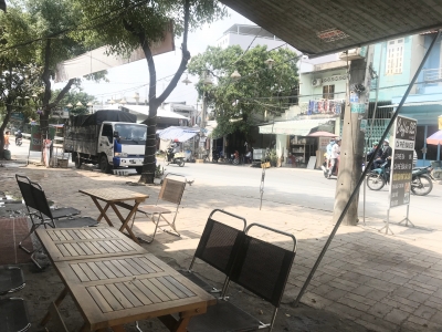Sang quán cà phê 225 Tạ Quang Bửu Q8 