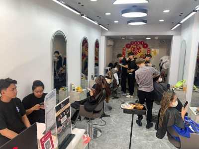 Sang Salon tóc nữ siêu đẹp chỉ 50 triệu full đồ vào làm ngay