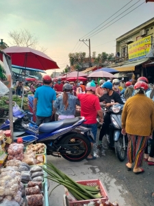 CẦN SANG NHƯỢNG GẤP TIỆM MỸ PHẨM -TRANG SỨC