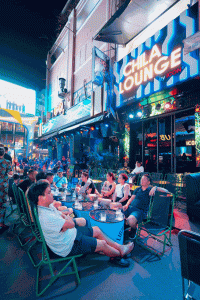 Cần  SANG NHƯỢNG Mini Lounge tại Bùi Viện Quận 1