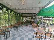 Mình cần sang nhượng lại toàn bộ dụng cụ bàn ghế đầy đủ của quán cafe .