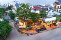 cần sang quán mặt tiền, căn góc, view đẹp không gian thoáng, có 6 phòng vip