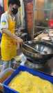 SANG QUÁN CƠM GÀ XỐI MỠ Ở NGÃ TƯ NGUYỄN GIA TRÍ - D5