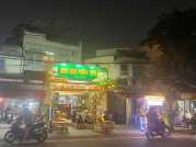 sang nhượng quán bún đậu mắm tôm  vị trí đẹp đối diện công viên tầm vu,