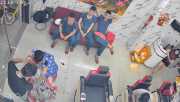 cần sang tiệm tóc nam......1