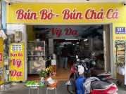 Không có người quản lý nên hạ giá sang nhanh quán Bún bò & Cơm