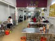 Không có người quản lý nên hạ giá sang nhanh quán Bún bò & Cơm