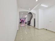 Cần cho thuê nhà riêng đường Nguyễn Ngọc Vũ: DT85m2x 5 tầng, MT5.5m, 32tr 